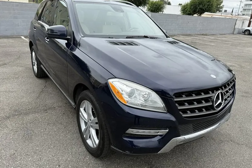 2013 Mercedes Benz ML 350 photo 1