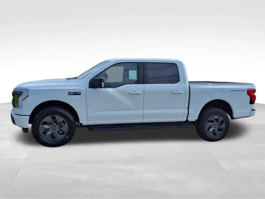 2025 Ford F-150 Lightning photo 1