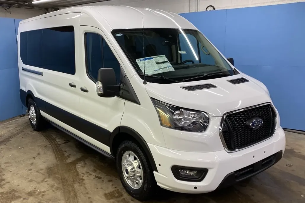 2025 Ford Transit Passenger XLT photo 1