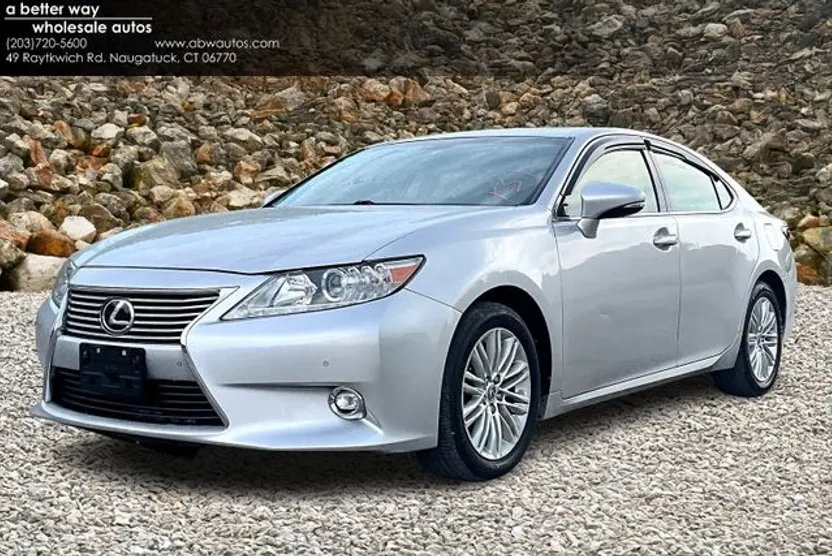 2015 Lexus ES 350 photo 1