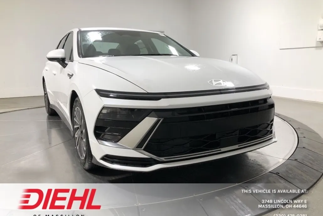 2025 Hyundai Sonata Hybrid SEL photo 1
