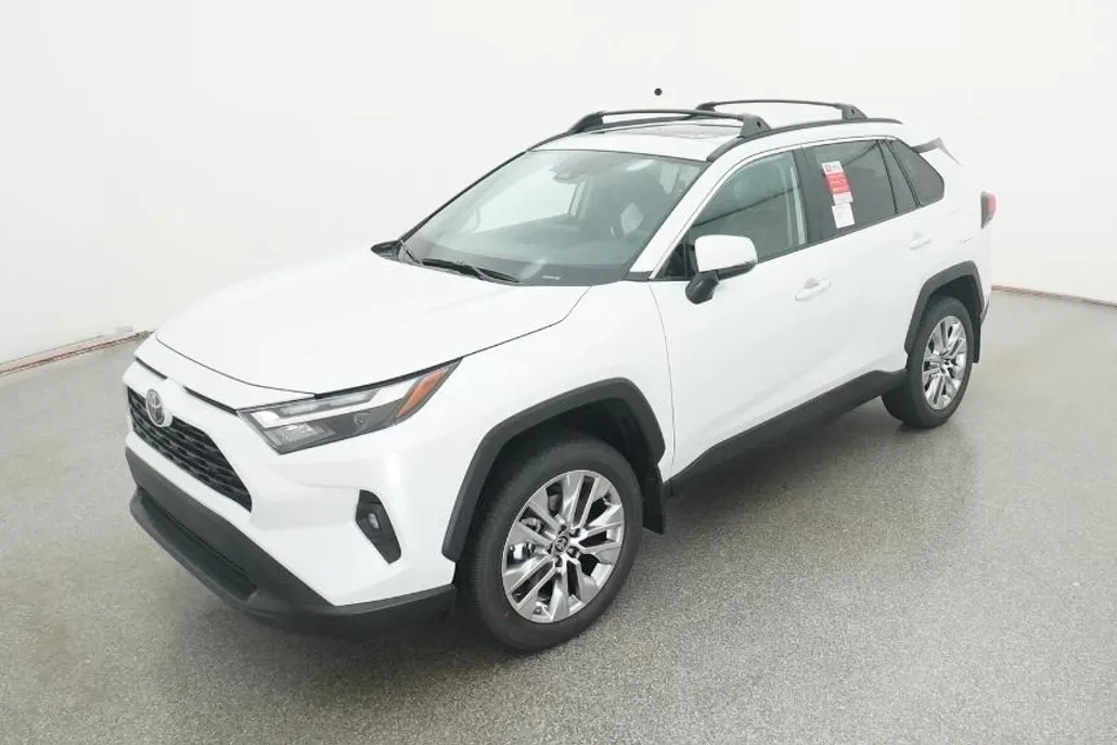 2025 Toyota RAV4 XLE Premium photo 1