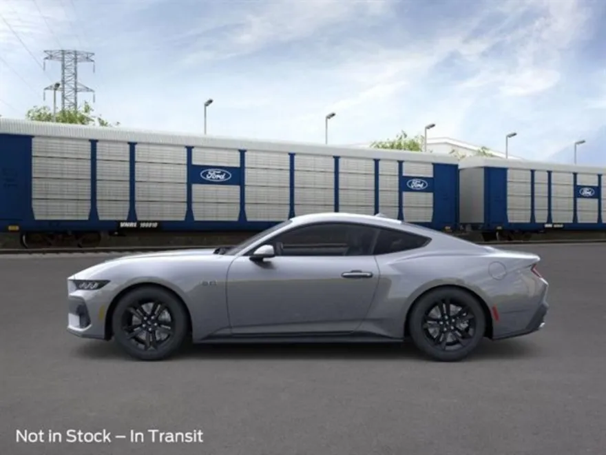 2025 Ford Mustang GT photo 1