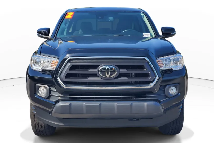 2022 Toyota Tacoma SR5 Double Cab V6 photo 1