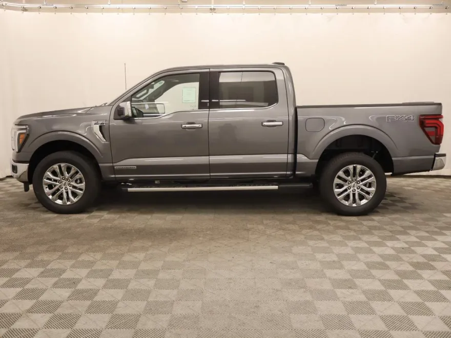 2025 Ford F-150 Lariat photo 1