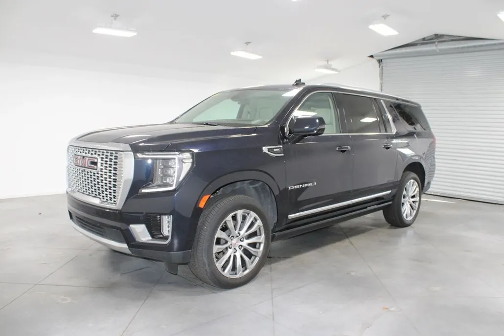 2022 Gmc Yukon XL Denali photo 1