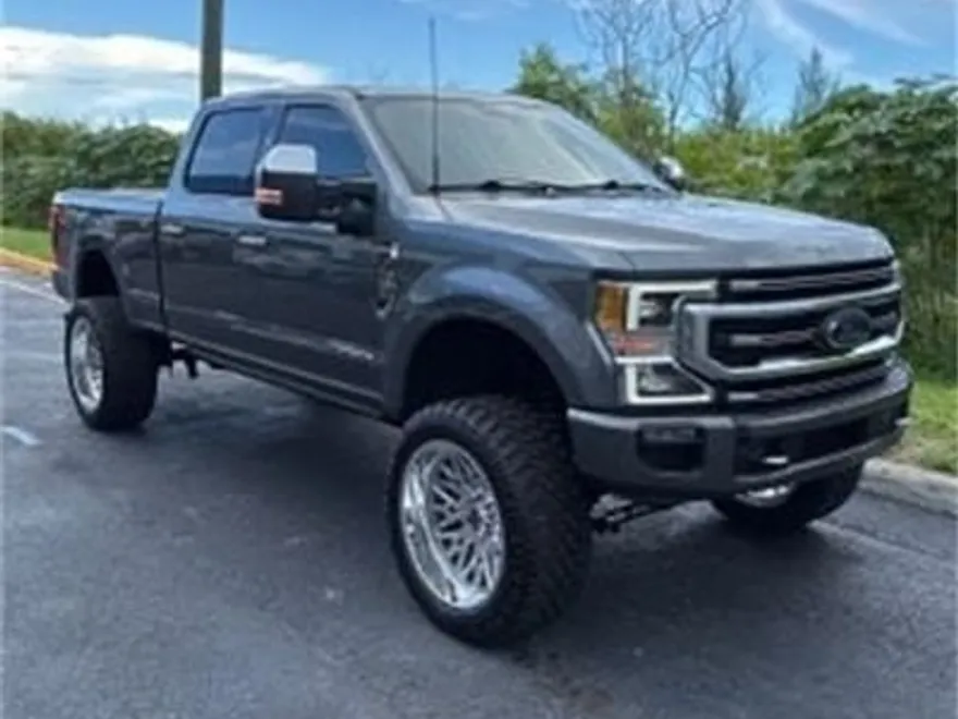 2021 Ford F-250 photo 1