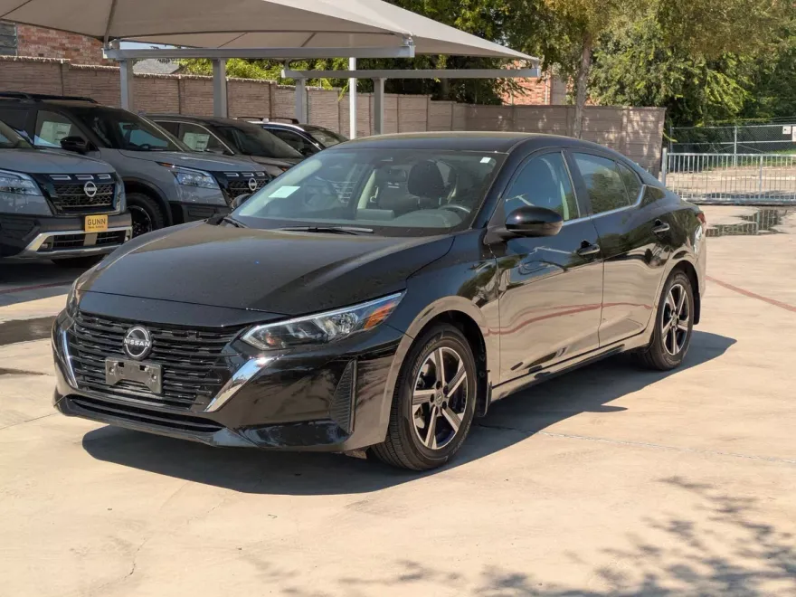 2025 Nissan Sentra SV photo 1