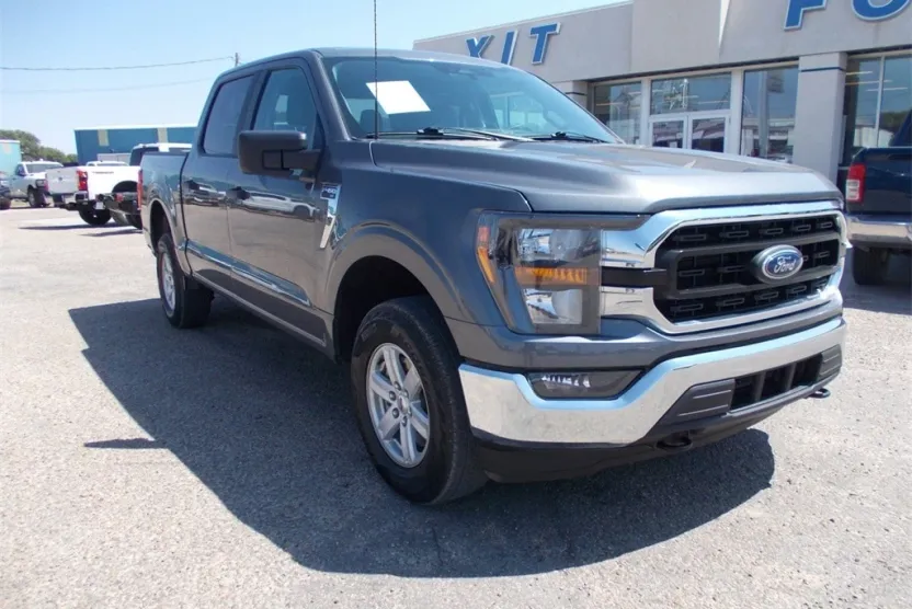 2023 Ford F-150 XLT photo 1