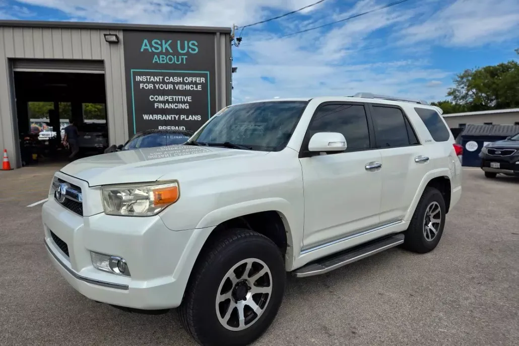 2013 Toyota 4Runner Limited Sport photo 1