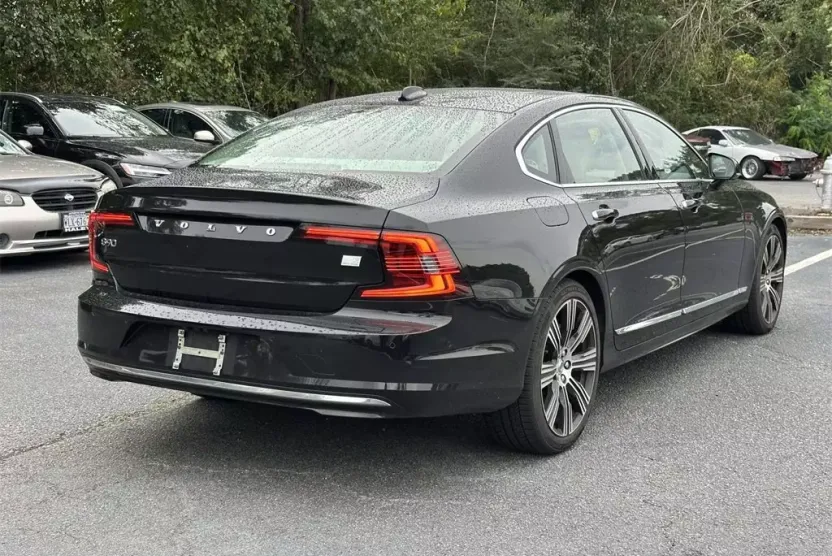 2021 Volvo S90 T8 Inscription photo 1