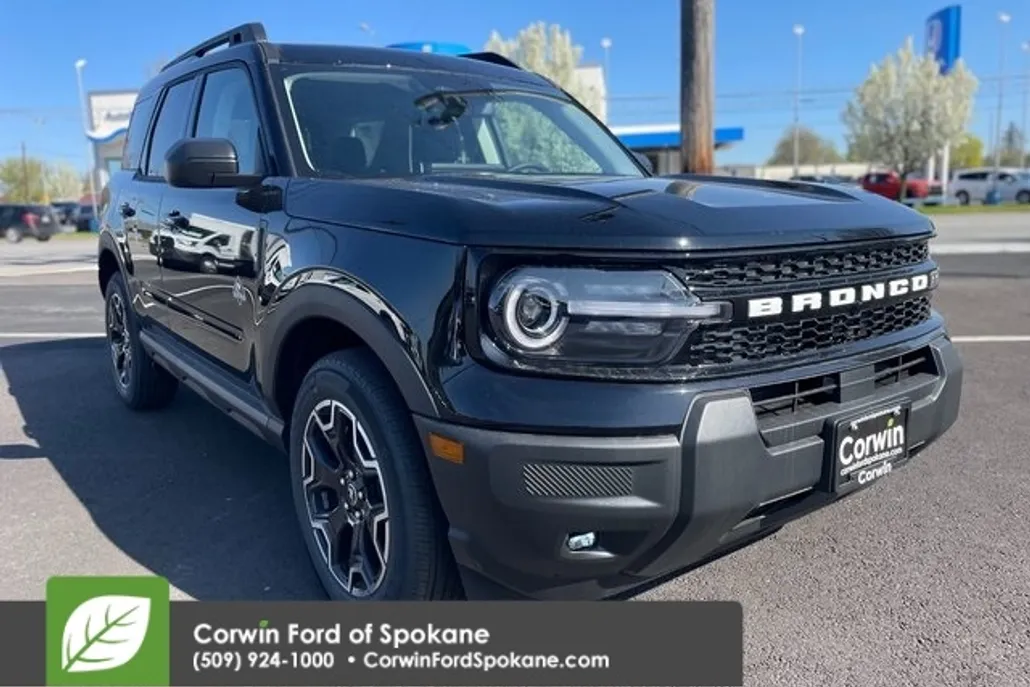 2025 Ford Bronco Sport Outer Banks photo 1