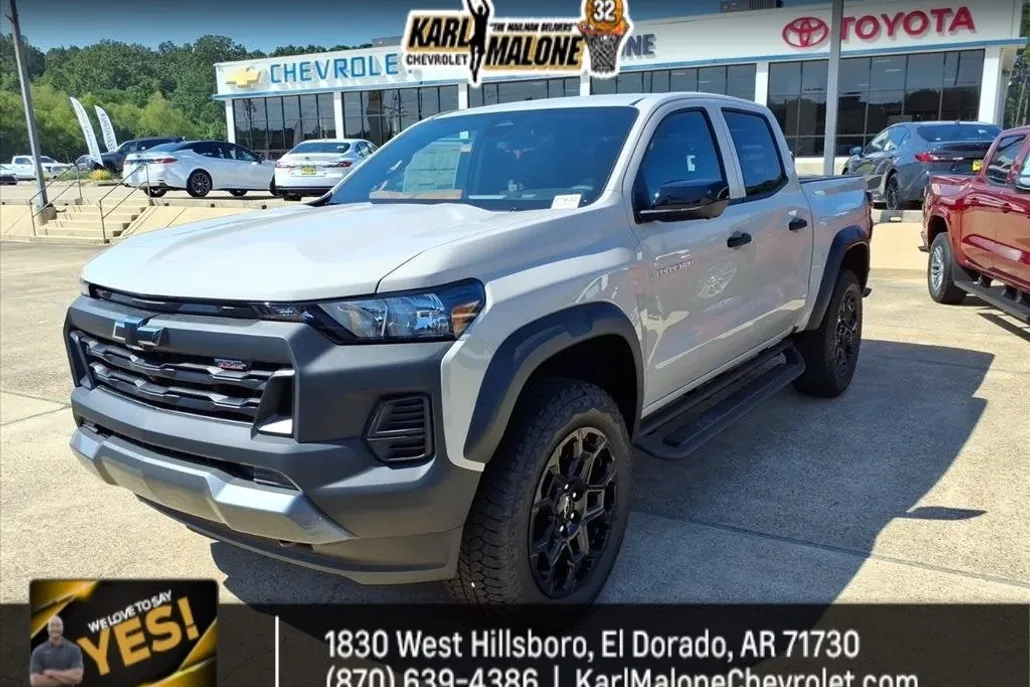 2026 Chevrolet Colorado Trail Boss photo 1