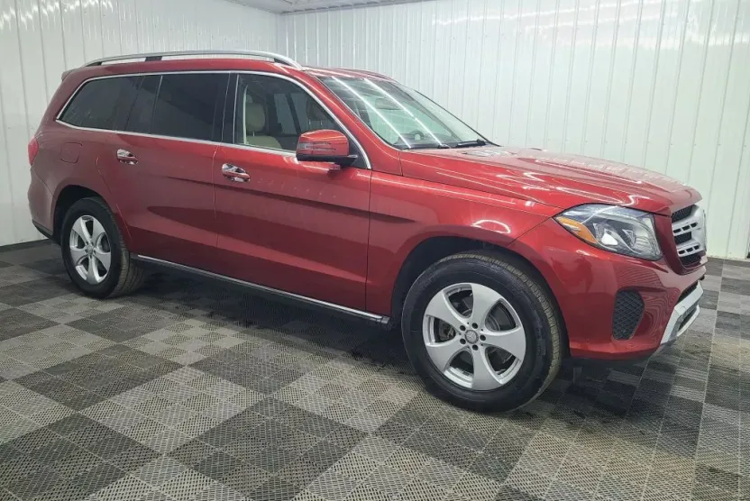 2017 Mercedes Benz GLS 450 photo 1