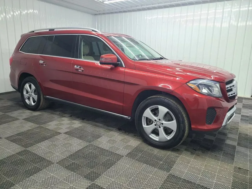 2017 Mercedes Benz GLS 450 photo 1