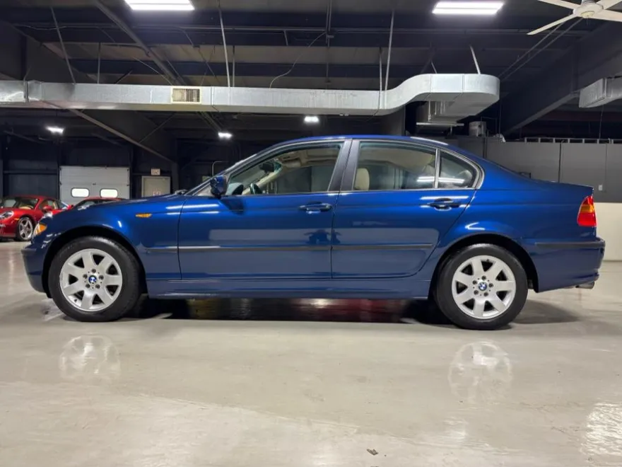 2004 Bmw 325xi 3-Series photo 1