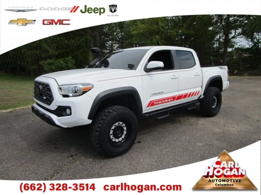 2022 Toyota Tacoma TRD Off-Road photo 1
