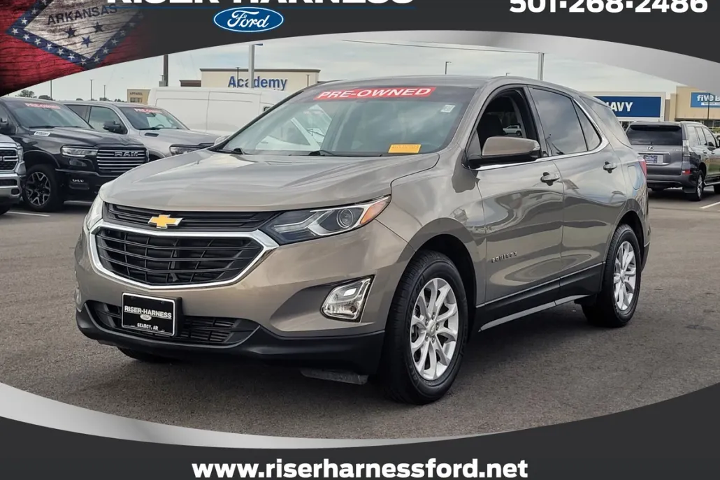 2019 Chevrolet Equinox LT photo 1