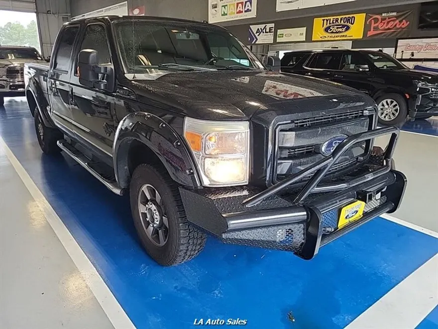 2011 Ford F-350 Lariat photo 1