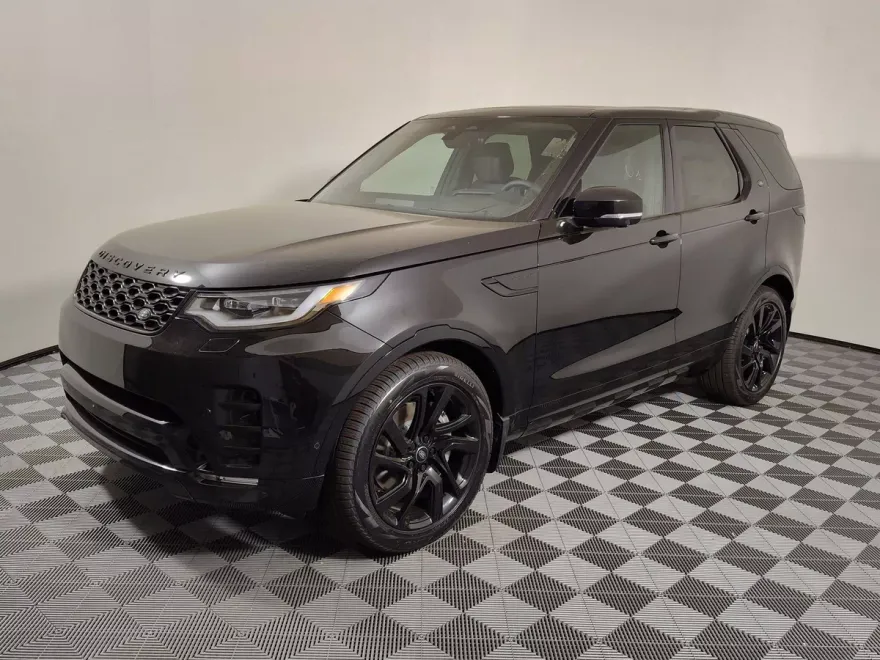 2025 Land Rover Discovery SE photo 1