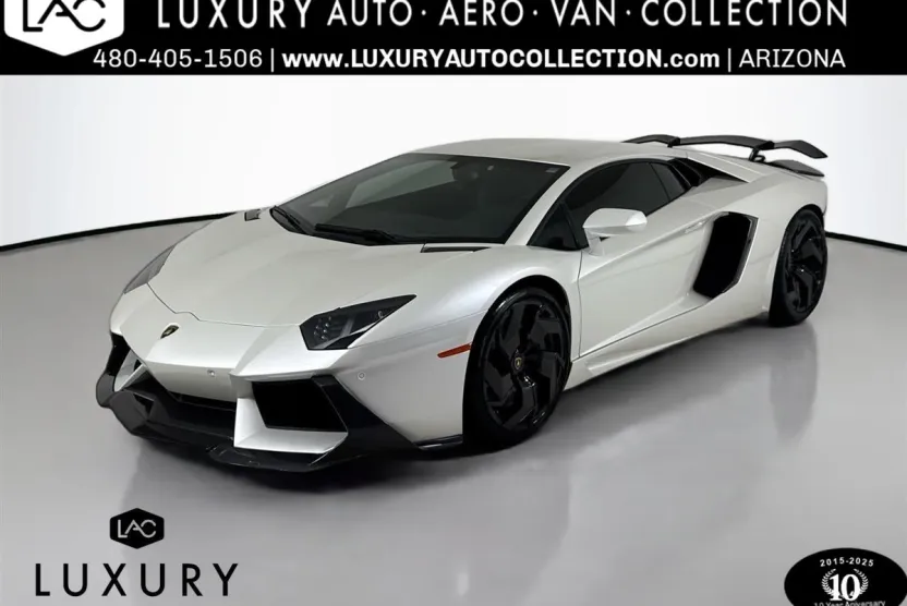 2015 Lamborghini Aventador Coupe photo 1