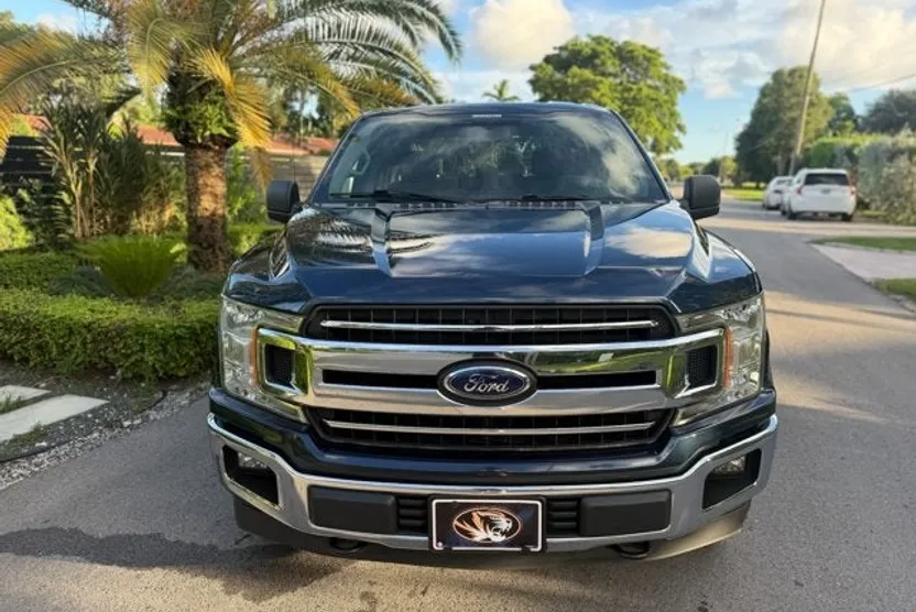 2018 Ford F-150 XLT photo 1