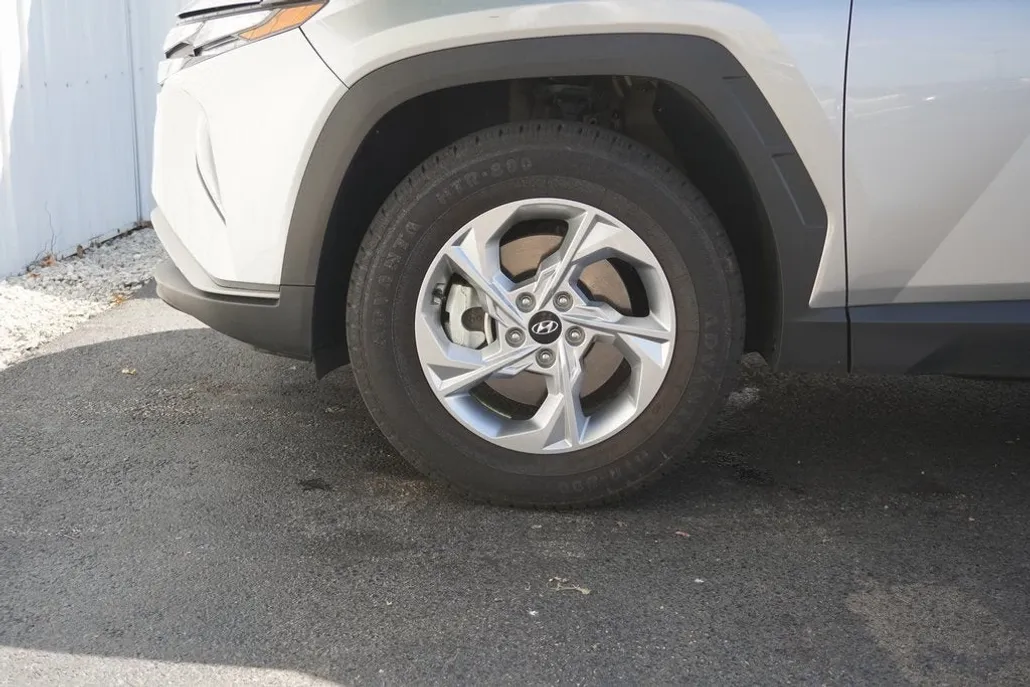 2024 Hyundai Tucson SEL photo 1