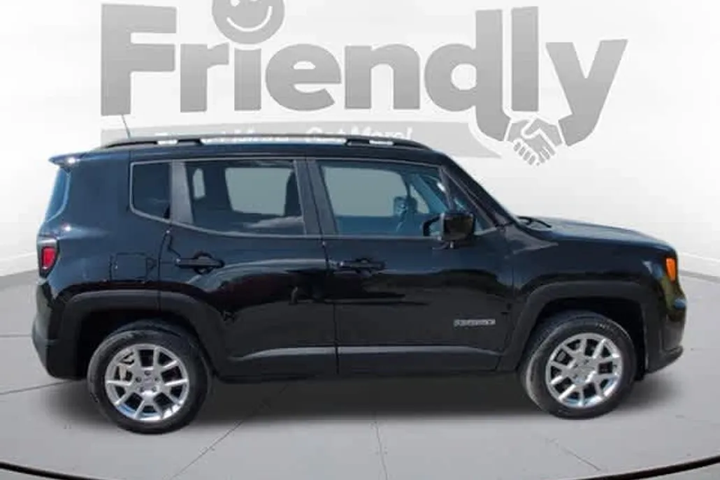 2021 Jeep Renegade Latitude photo 1