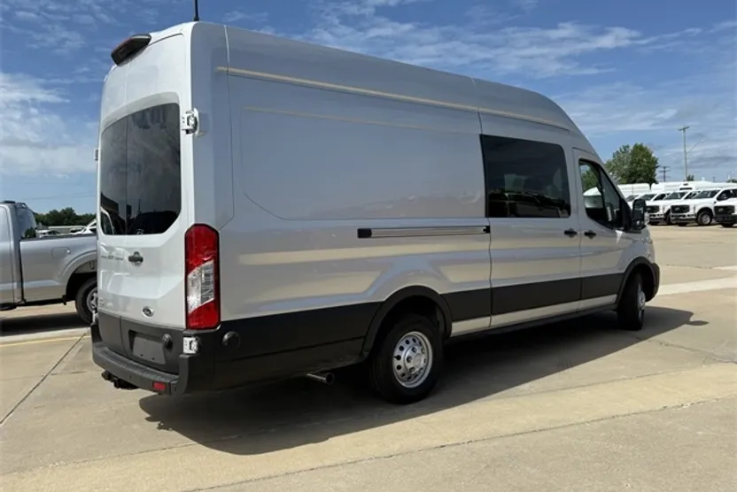 2025 Ford Transit photo 1