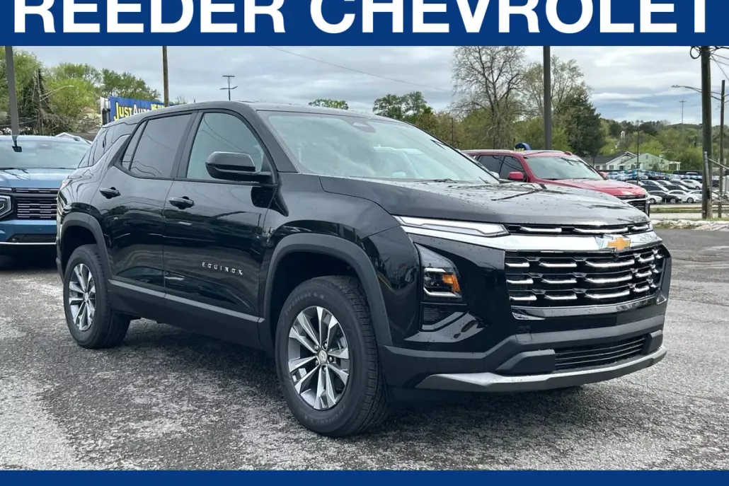 2025 Chevrolet Equinox LT photo 1