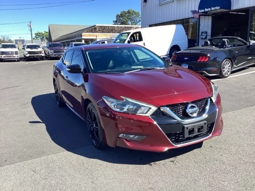 2018 Nissan Maxima SV photo 1