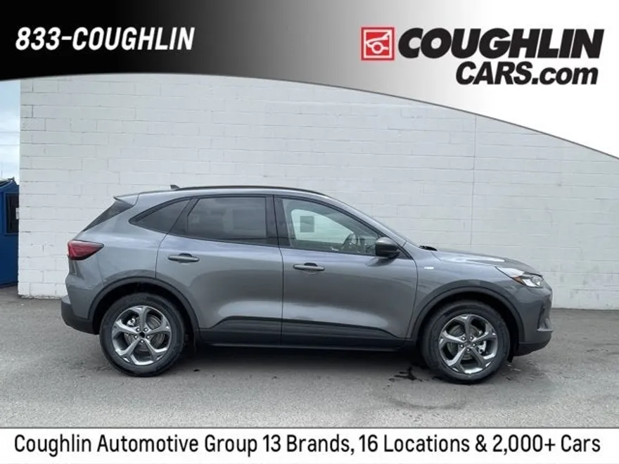 2025 Ford Escape ST-Line photo 1