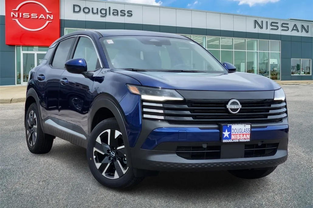 2025 Nissan Kicks SV photo 1
