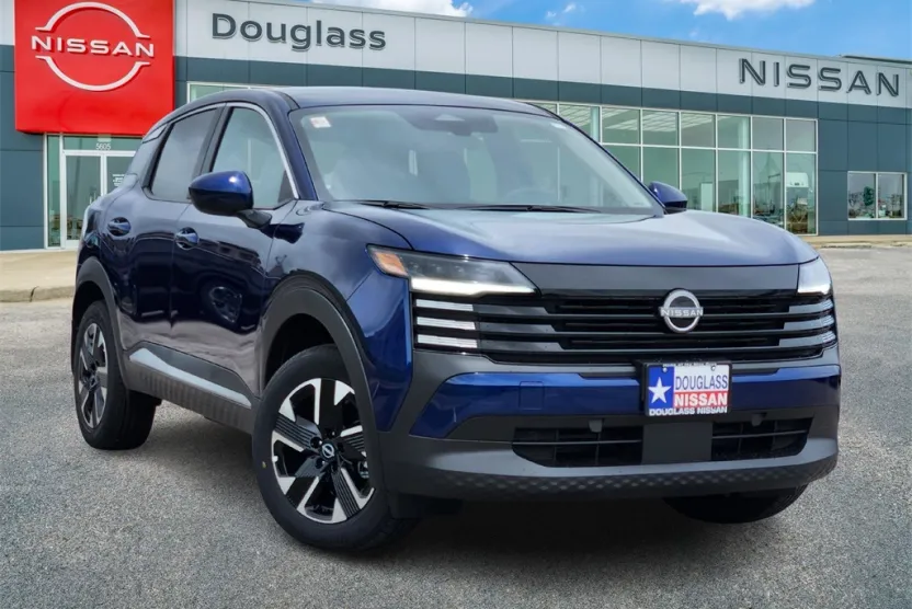 2025 Nissan Kicks SV photo 1