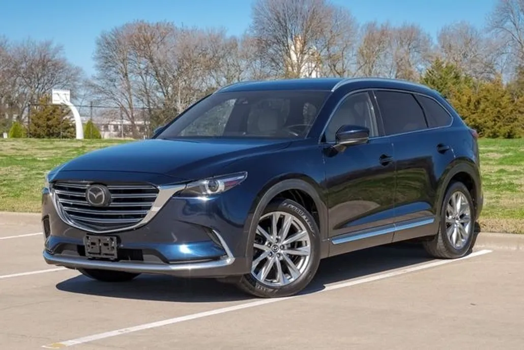 2017 Mazda CX-9 Grand Touring photo 1