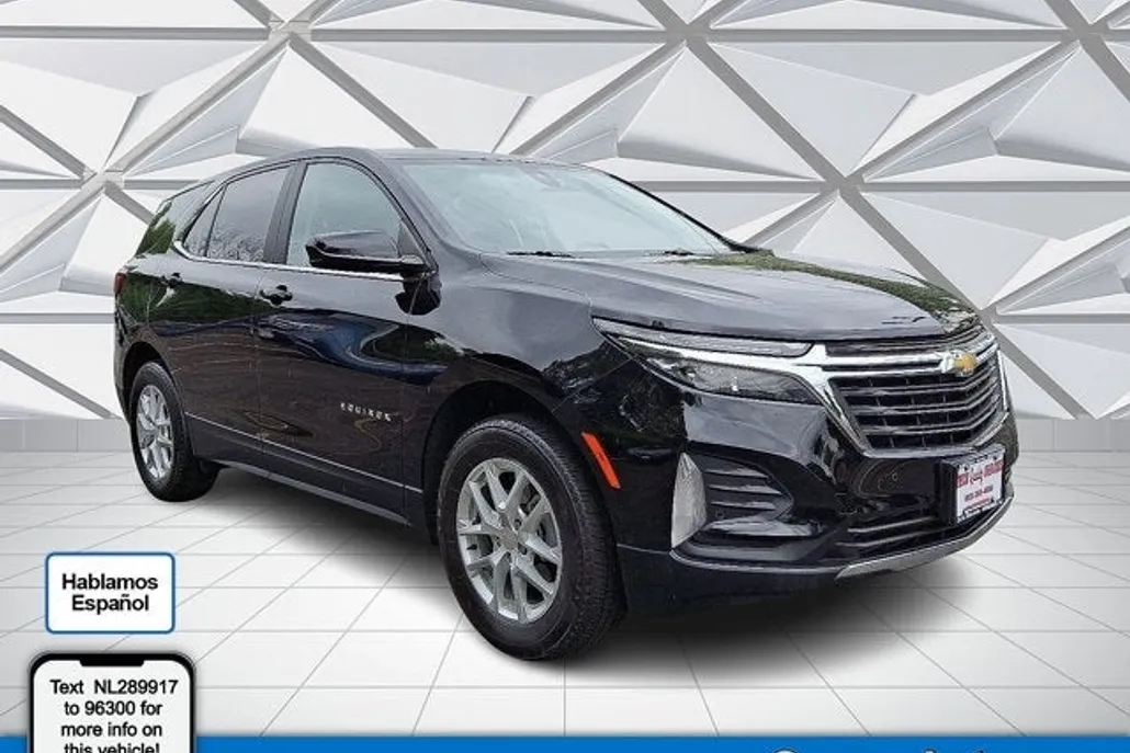 2022 Chevrolet Equinox LT photo 1