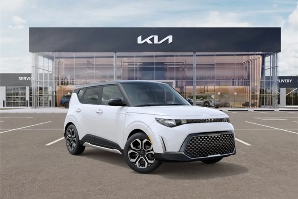 2025 Kia Soul EX photo 1