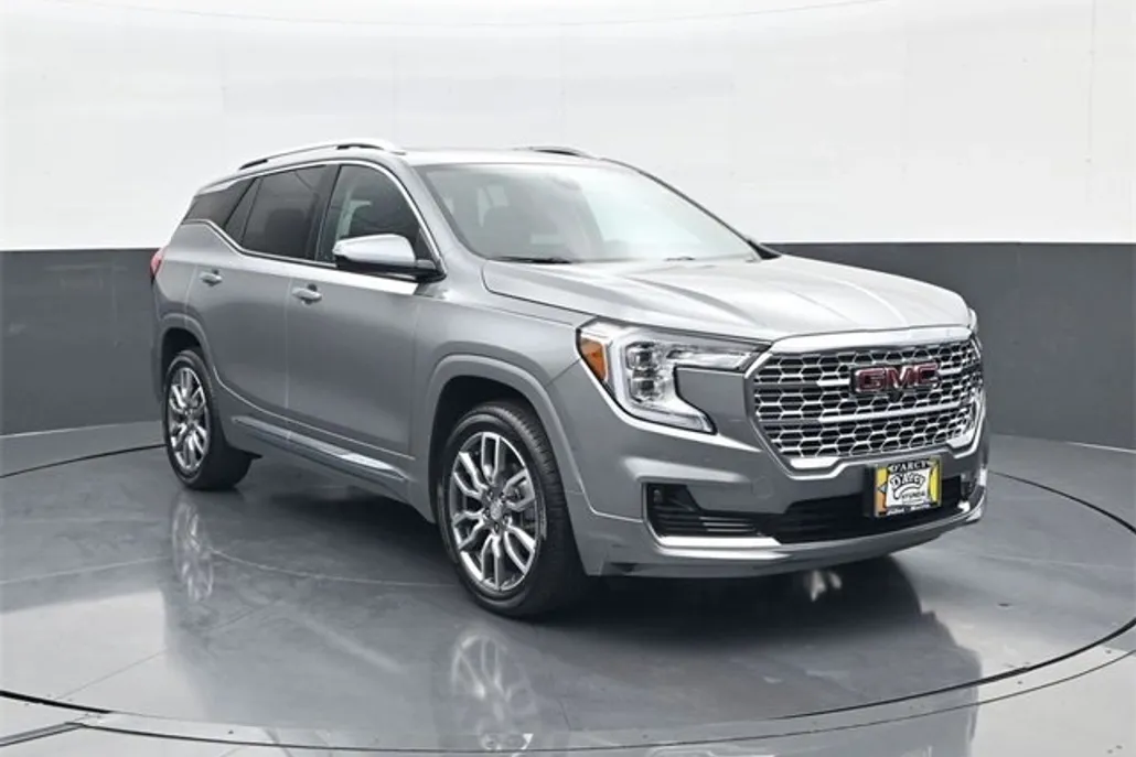 2024 Gmc Terrain Denali photo 1