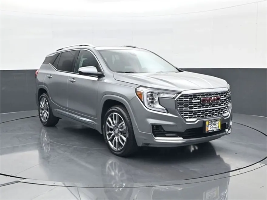 2024 Gmc Terrain Denali photo 1