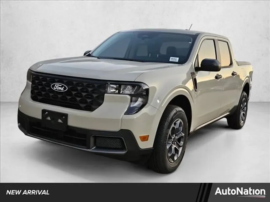 2025 Ford Maverick XLT photo 1
