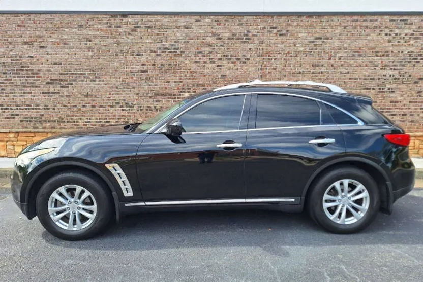 2011 Infiniti FX35 Base photo 1