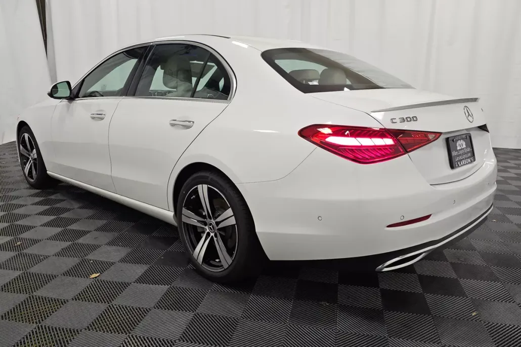 2025 Mercedes Benz C 300 photo 1