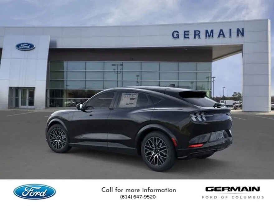 2025 Ford Mustang Mach-E Premium photo 1