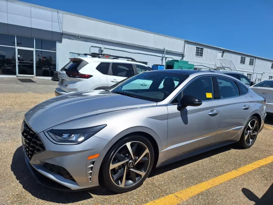 2023 Hyundai Sonata SEL Plus photo 1