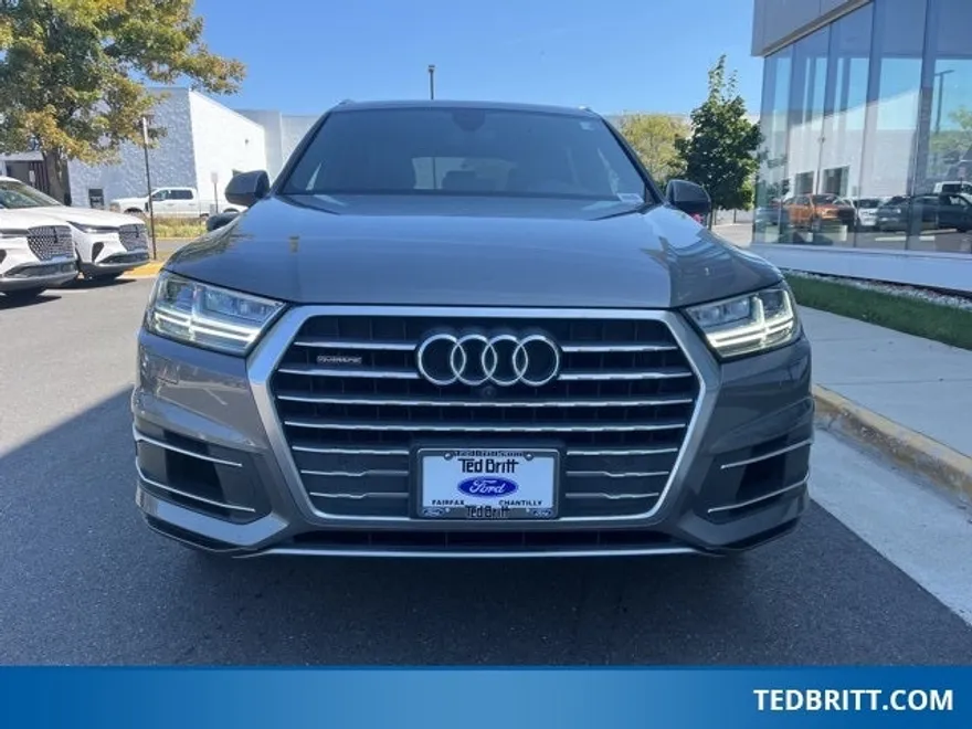 2017 Audi Q7 3.0 TDI Premium Plus photo 1
