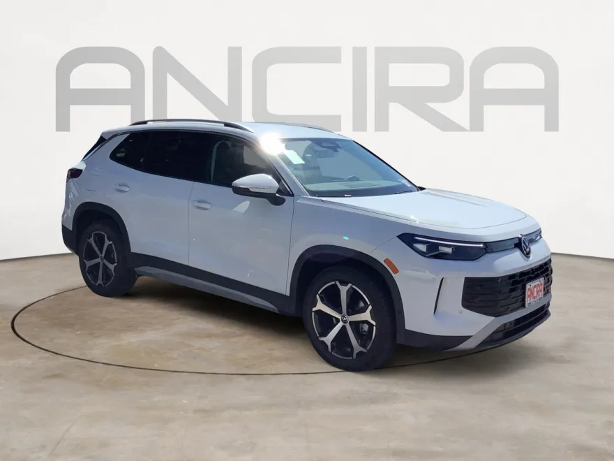 2025 Volkswagen Tiguan SE photo 1