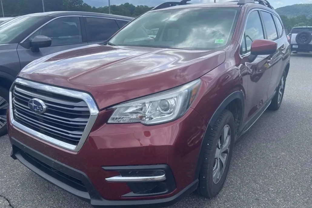 2019 Subaru Ascent Premium photo 1