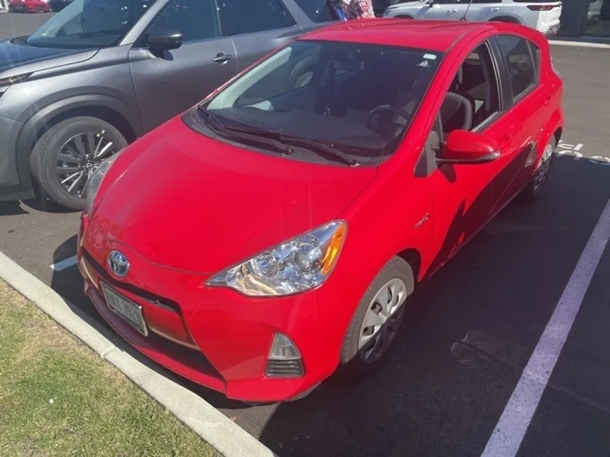 2014 Toyota Prius C Four photo 1