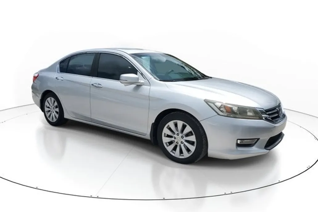 2013 Honda Accord EX photo 1