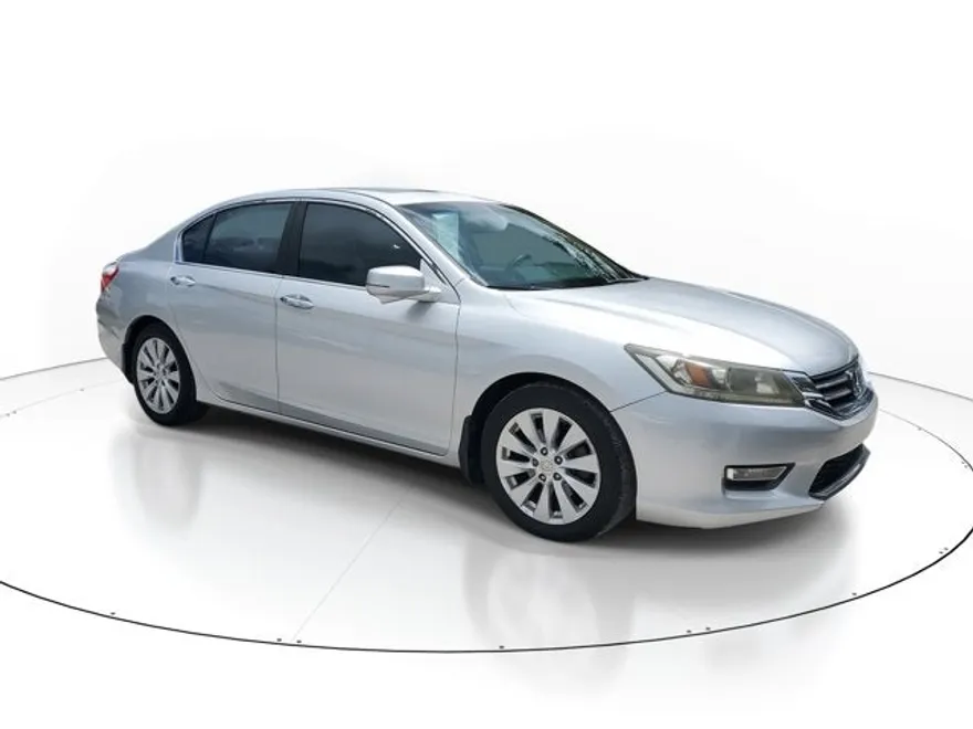 2013 Honda Accord EX photo 1